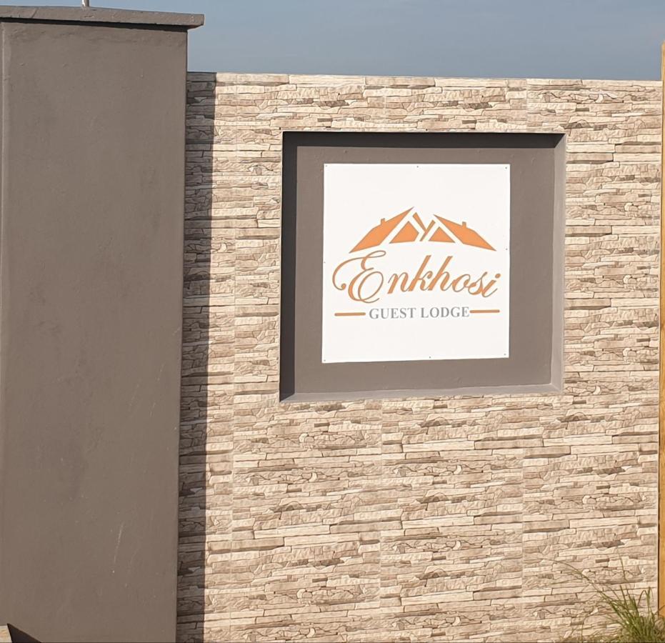Enkhosi Guest Lodge Nhlangano Екстер'єр фото